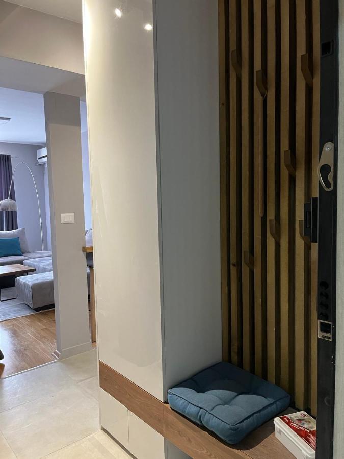 Porta Leks Apartment, Self Check-In, Own Parking Skopje Luaran gambar