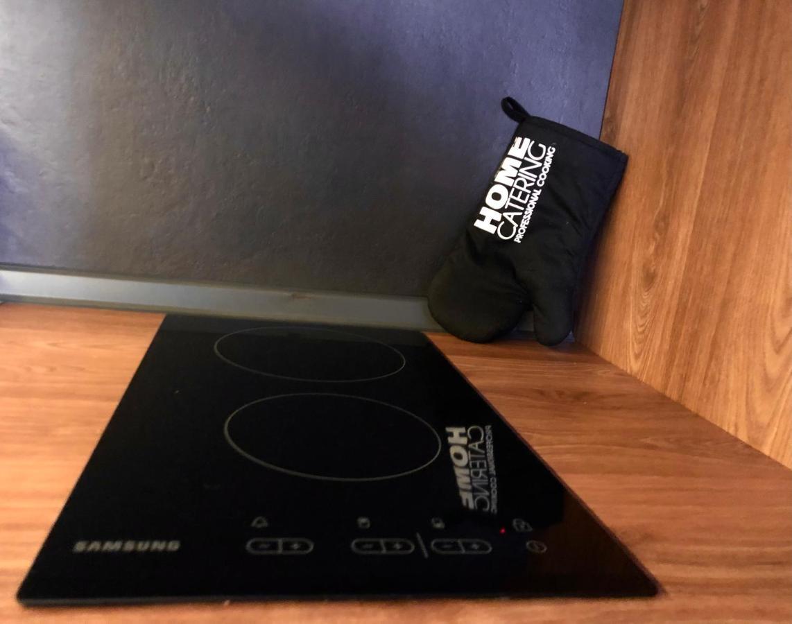 Porta Leks Apartment, Self Check-In, Own Parking Skopje Luaran gambar