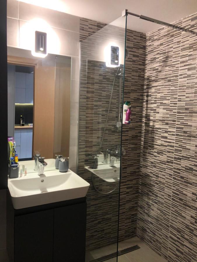 Porta Leks Apartment, Self Check-In, Own Parking Skopje Luaran gambar